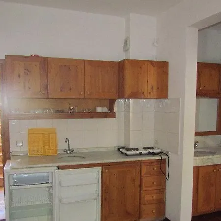 Salhan Aparthotel 3*